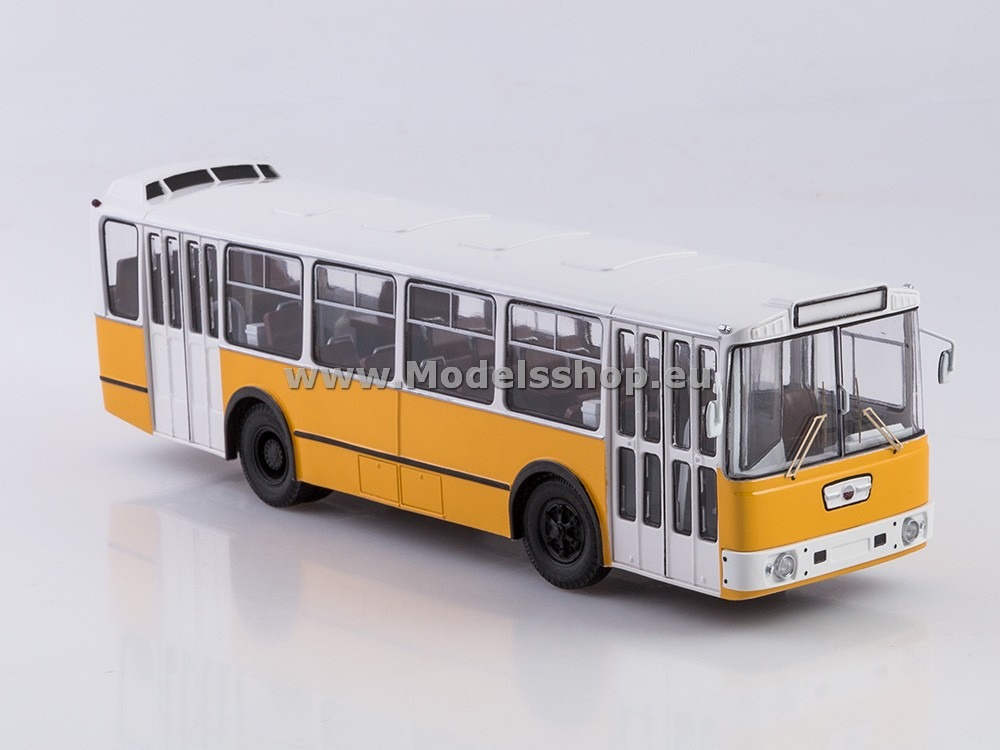 ModelPro 0250MP LAZ-698 bus /yellow - white/