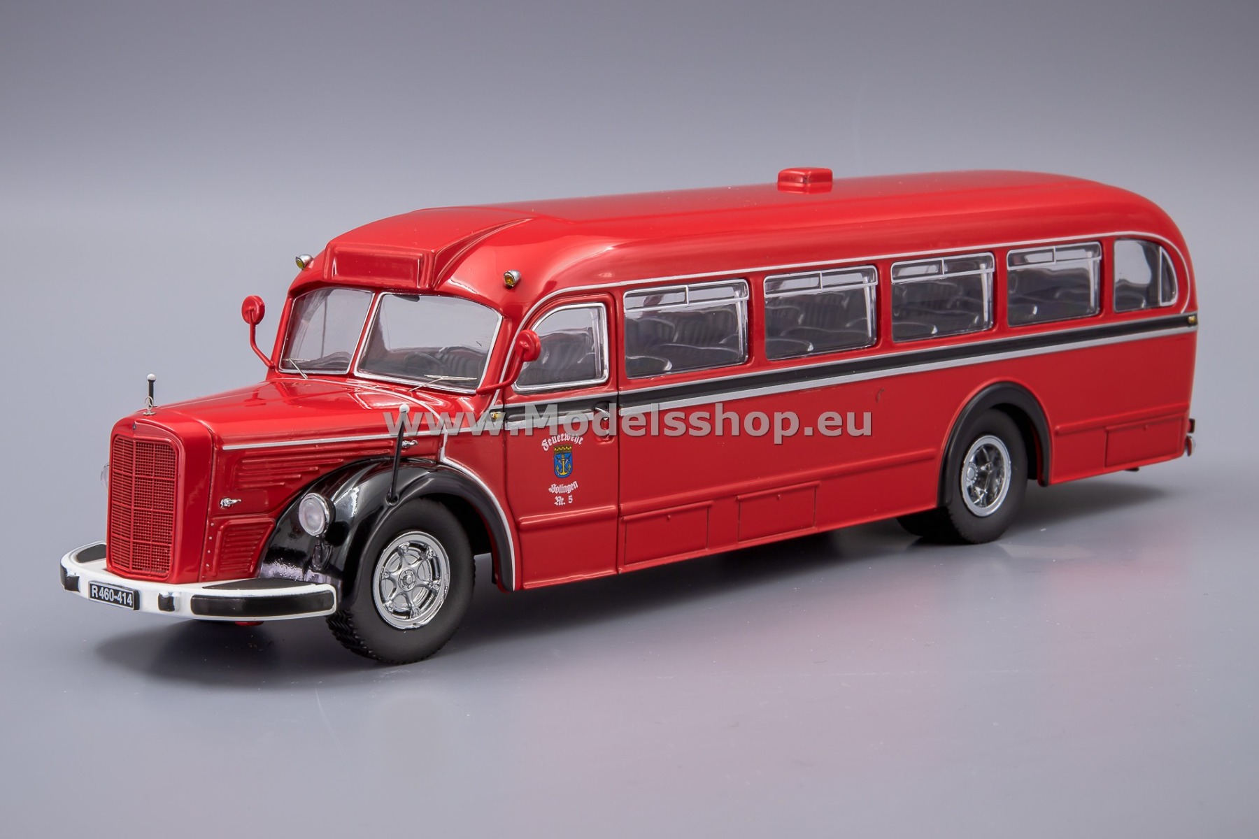 Schuco 02747 Mercedes-Benz O6600 Bus / fire engine 