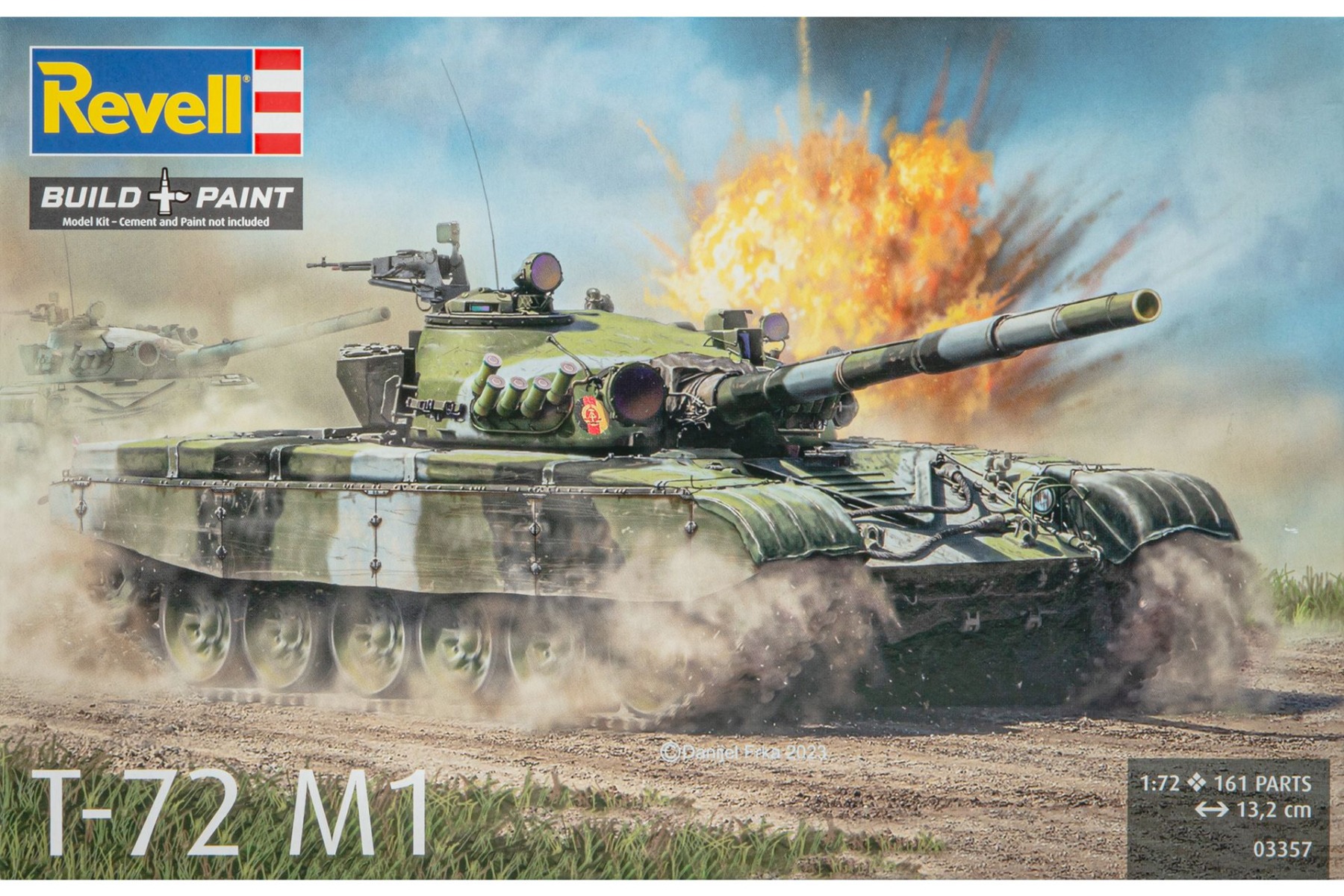 RE03357 T-72 M1 tank, model kit