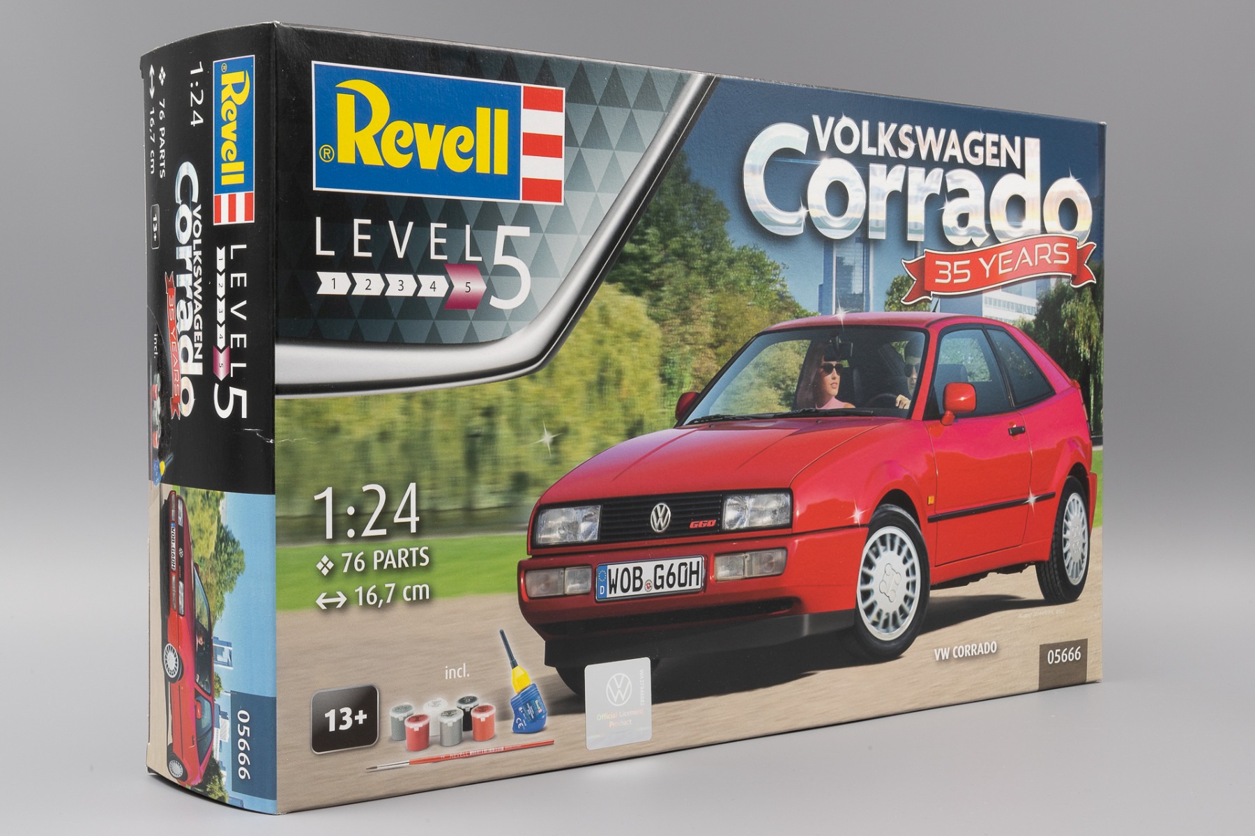 Revell RE05666 Gift Set Volkswagen Corrado, 35 years, model kit