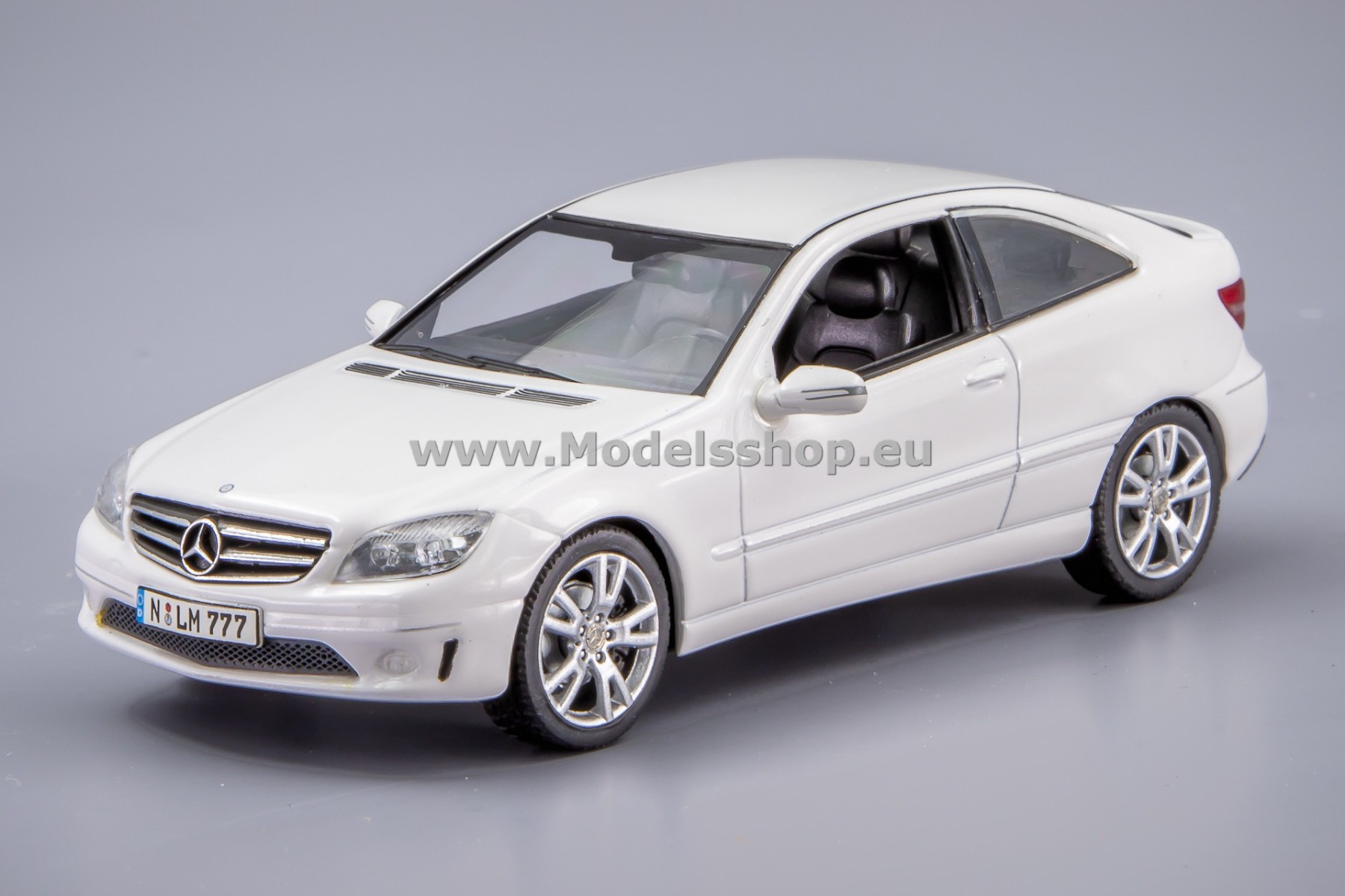 Schuco 07243 Mercedes-Benz CLC-class (CL 203) /concept white/