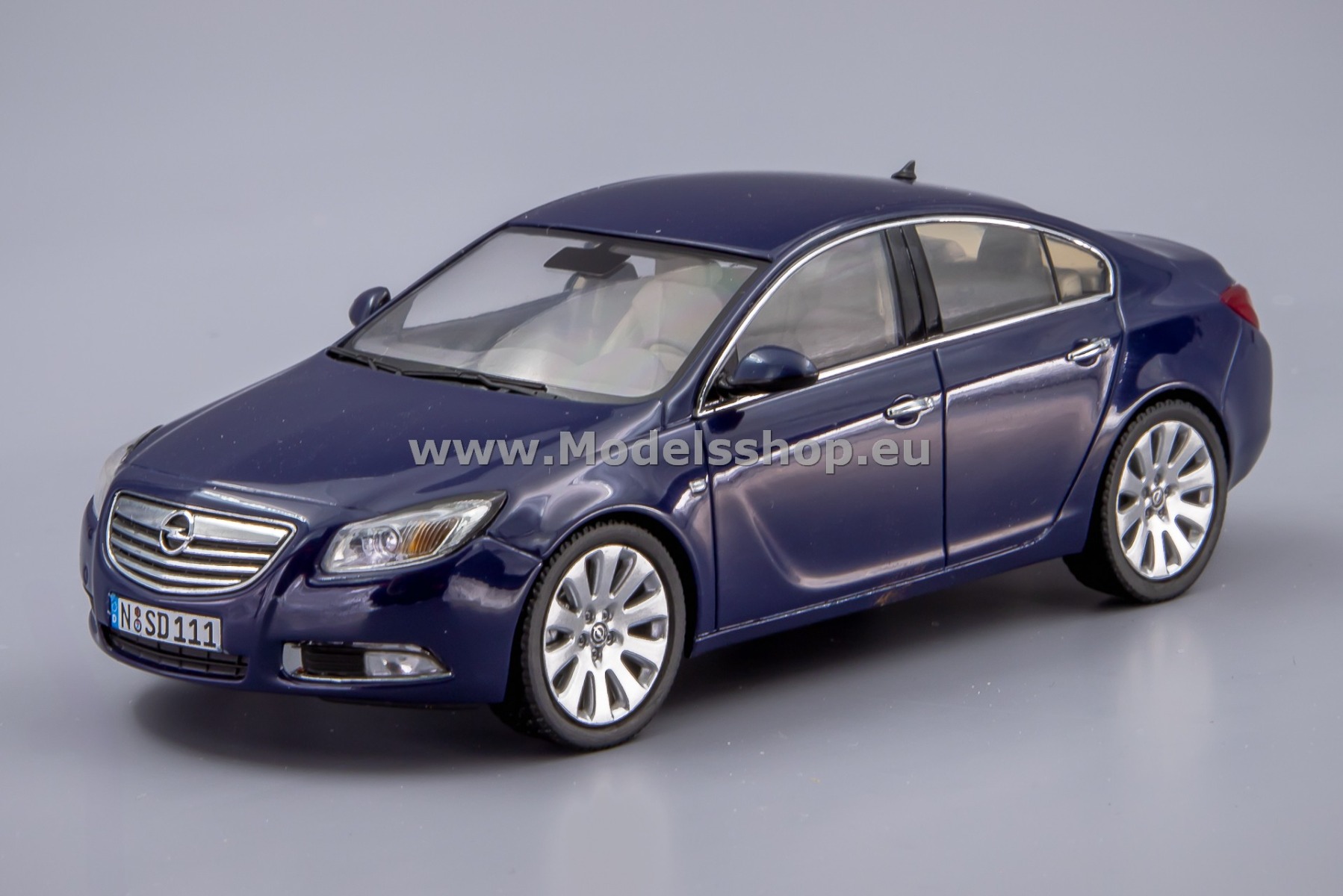 Schuco 07261 Opel Insignia A Limousine, 2009 /royal blue/