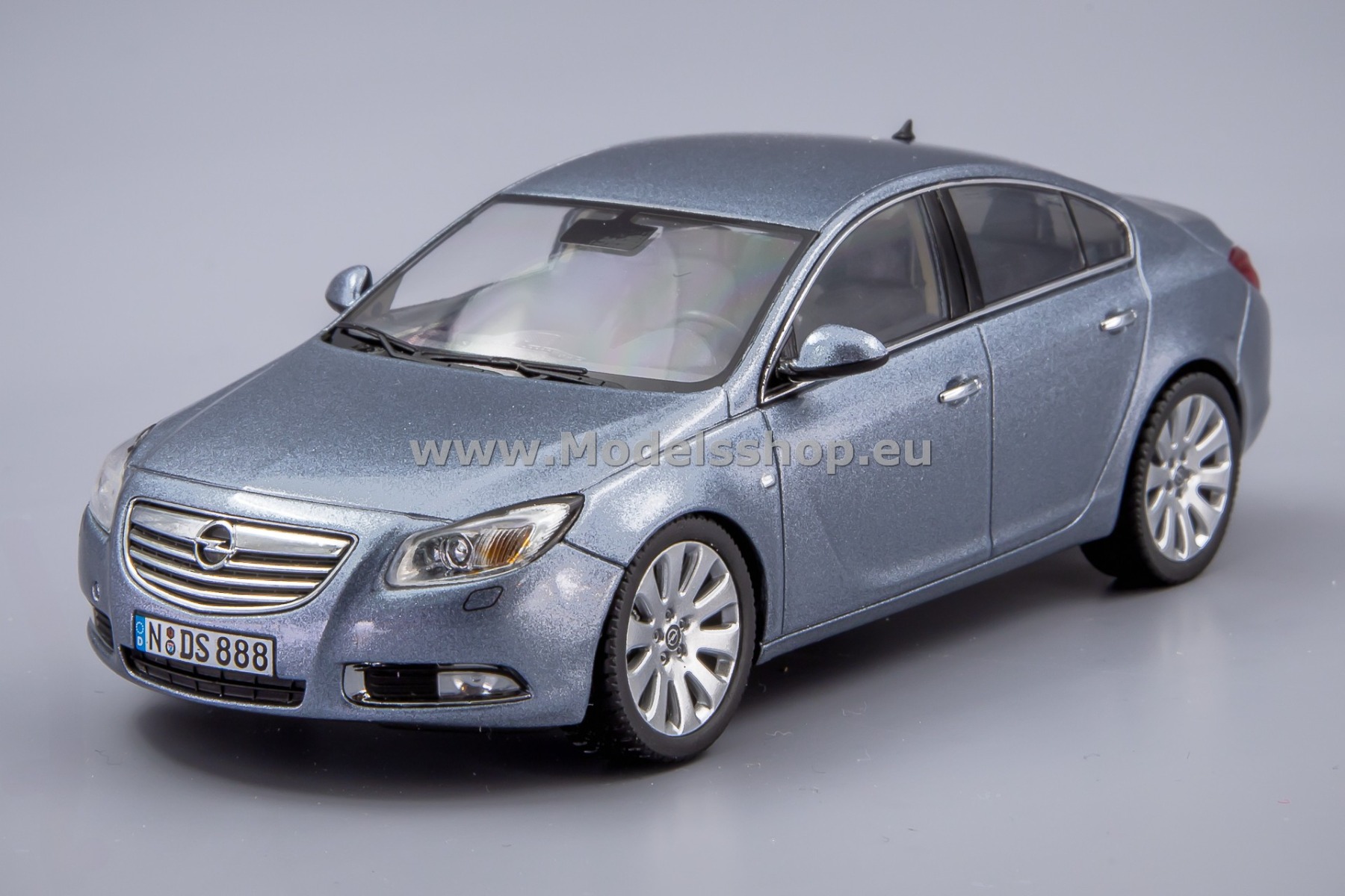 Schuco 07262 Opel Insignia A Limousine, 2009 /grey metallic/