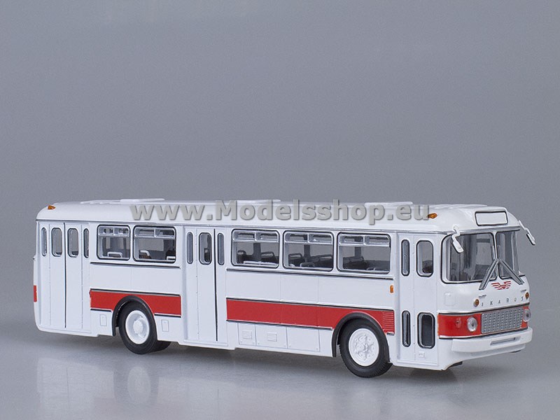 Ikarus-556 bus /white-red/