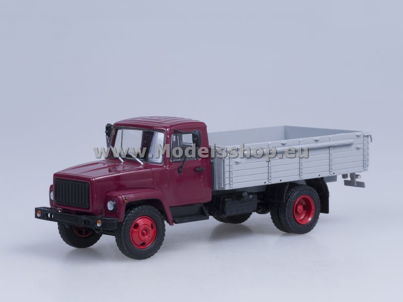 AI1007 GAZ-3307 flatbed truck, exhibition version
