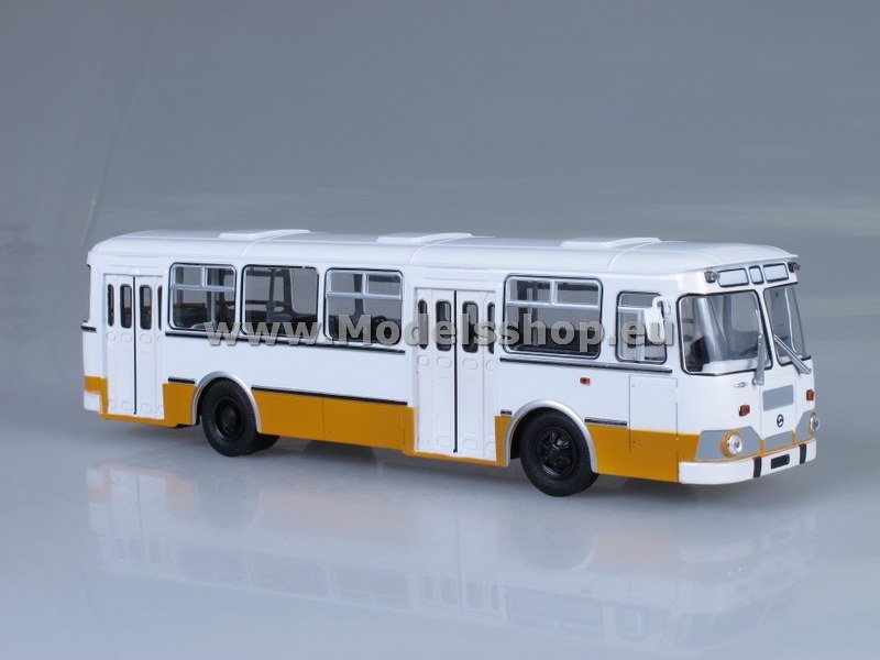 LIAZ-677M city bus, 1990