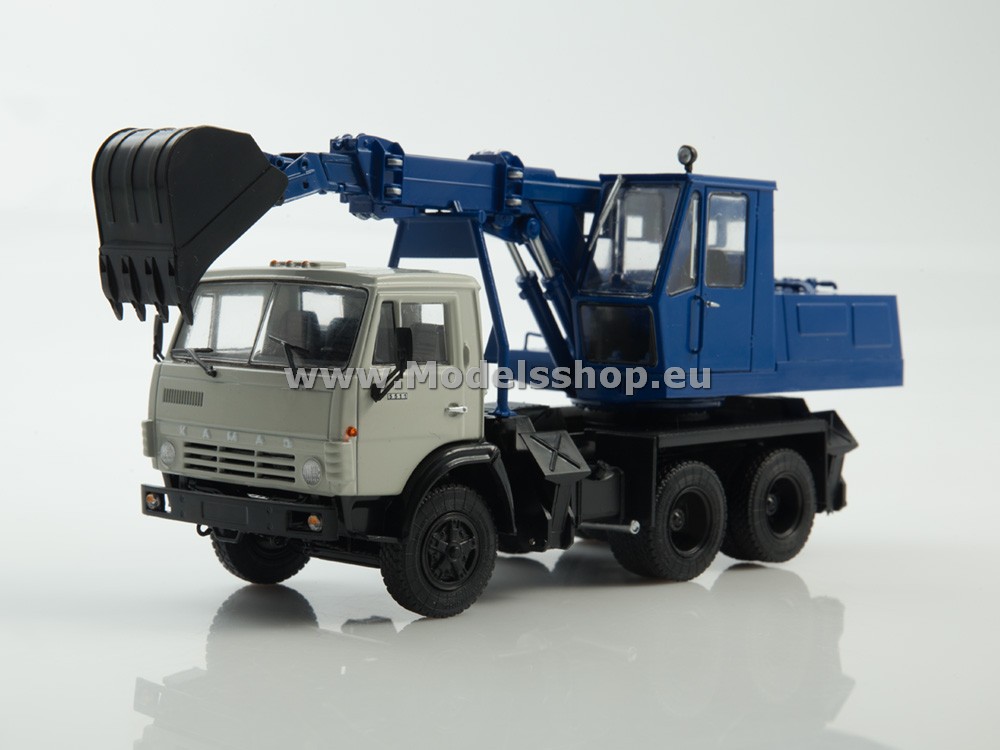 Truck -excavator EO-3532 (KAMAZ-5511) /grey - blue/