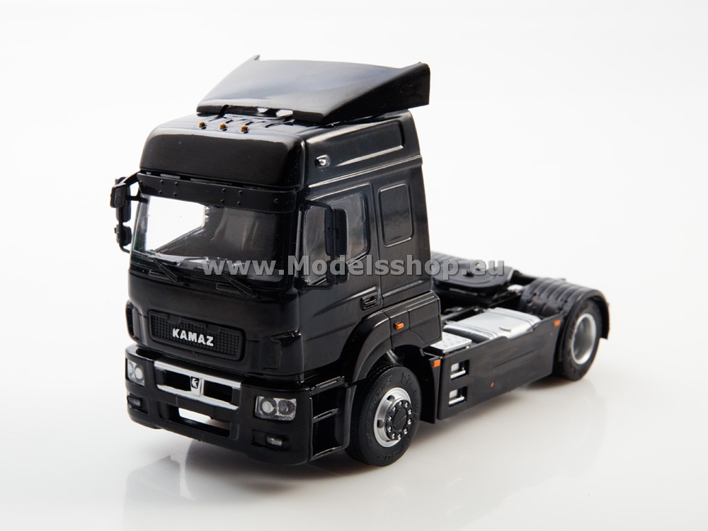 KAMAZ-5490 tractor truck /black/