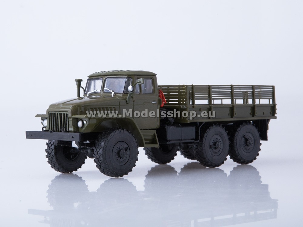 URAL-375D flatbed truck /khaki/