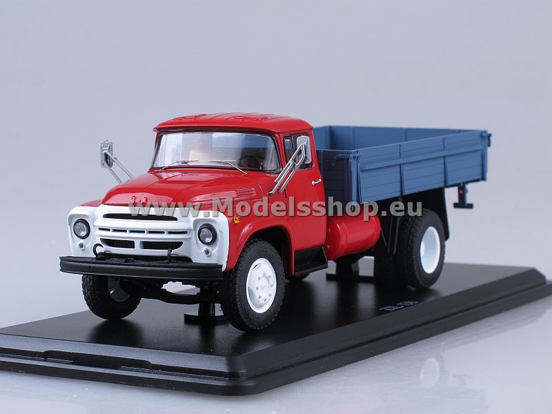 ZIL-138 flatbed truck