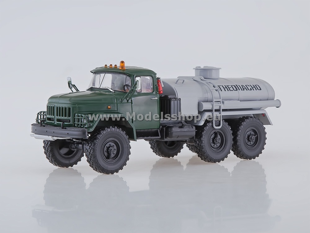 AI1130 Tanker truck AC-4,0 (ZIL-131) /green-grey/