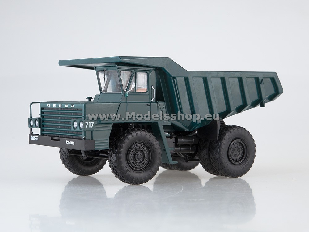 Belaz-540 quarry dump truck (old version) /green/