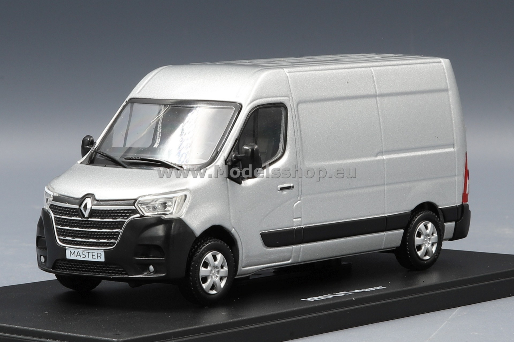 Renault Master Van 2020 /silver/