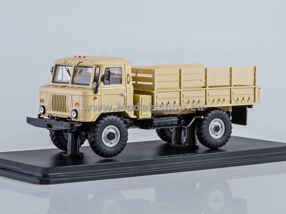 SSM1186 GAZ-66 flatbed truck /beige/