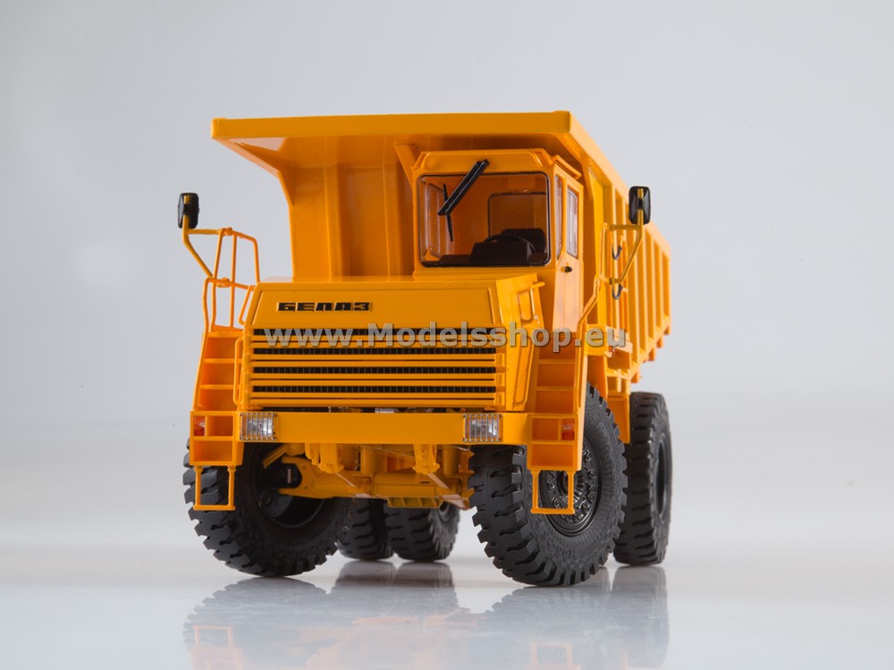 AI1206 BELAZ-7547 mining dump truck /yellow/