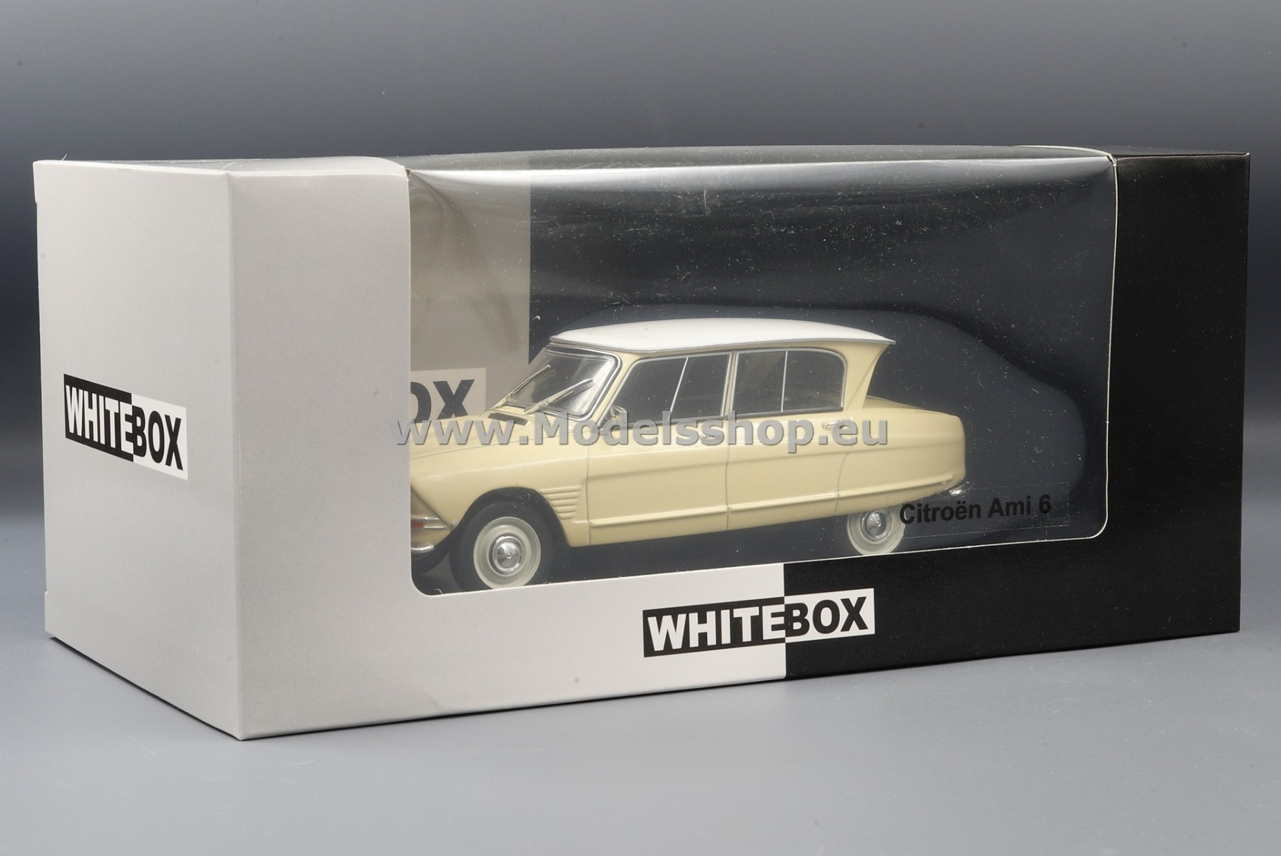 WhiteBox WB124104 Citroen Ami 6, 1968 /light yellow - white/ WhiteBox WB124104 Citroen Ami 6, 1968 /light yellow - white/
