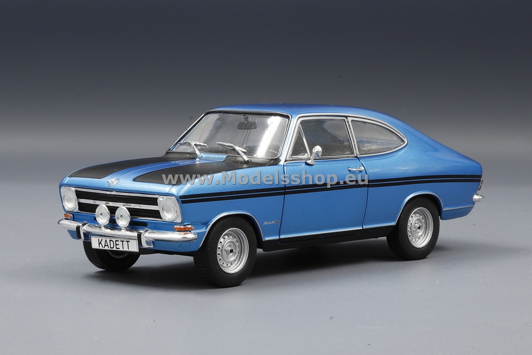 WhiteBox WB124106-O Opel Kadett B Rallye, 1967 /blue-metallic - black/