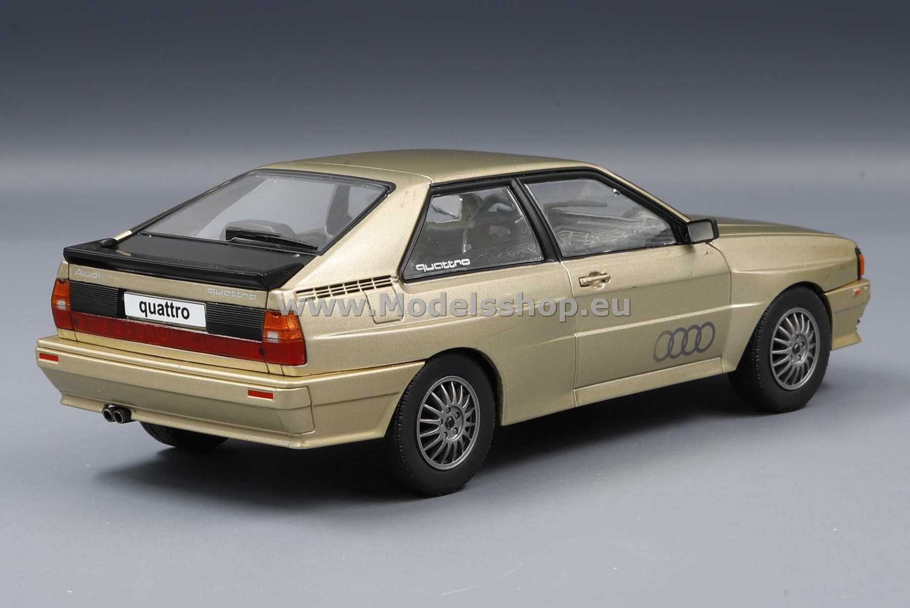 WhiteBox WB124126 Audi Quattro, 1981 /beige-metallic/