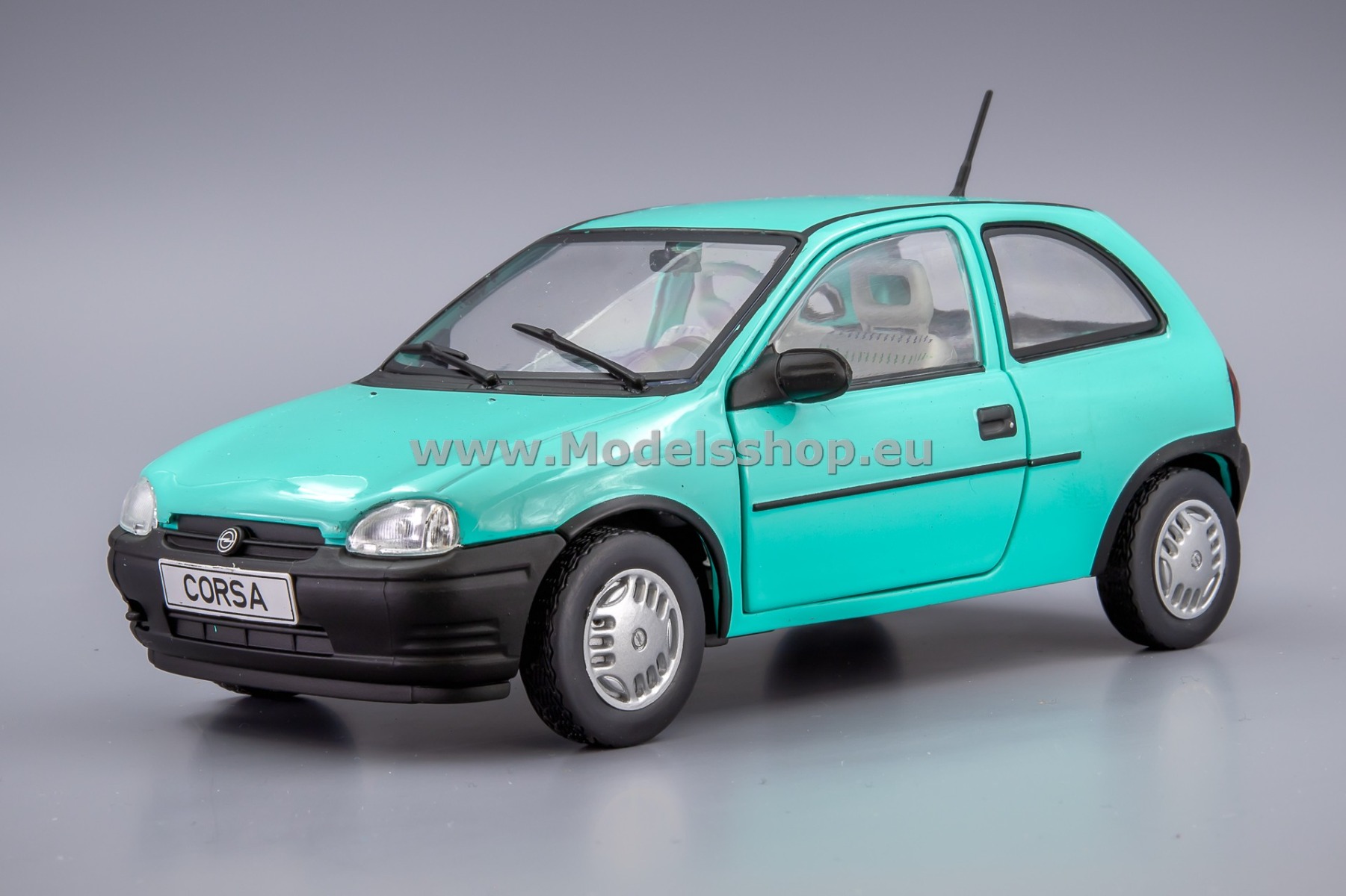 WhiteBox WB124226 Opel Corsa B, 1993 /turquoise/