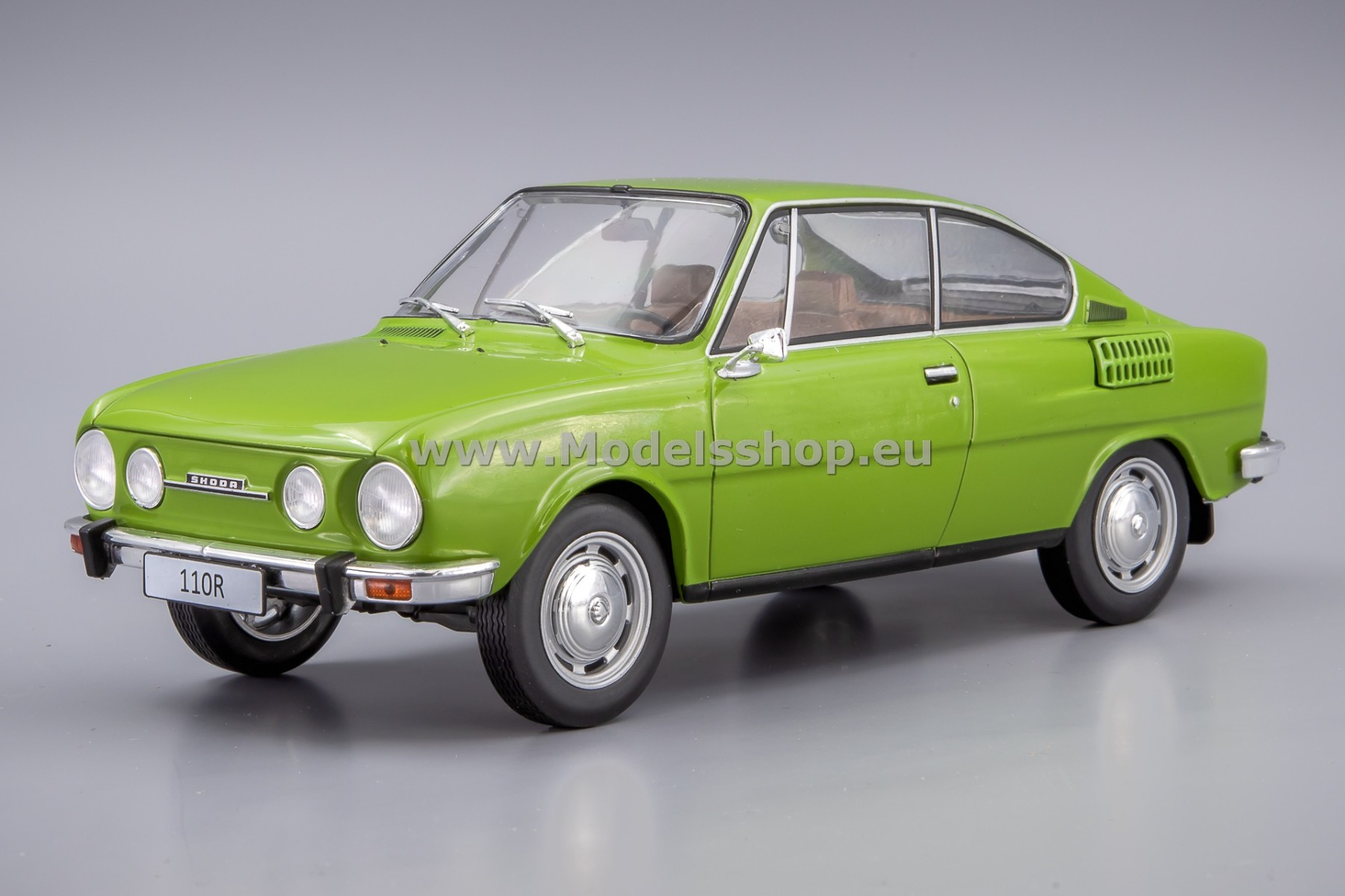 WhiteBox WB124227 Skoda 110R, 1970 /green/