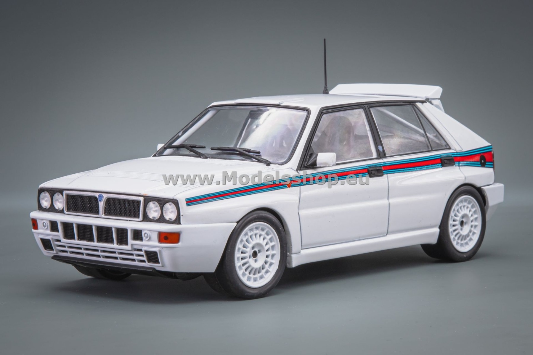WhiteBox WB124238 Lancia Delta Integrale 16V, 1989 /white - decorated/