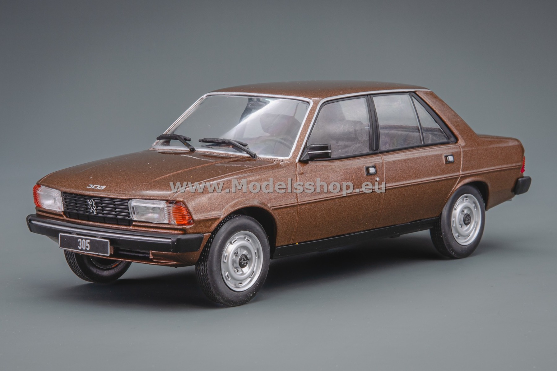 WhiteBox WB124243 Peugeot 305, 1977 /brown - metallic/