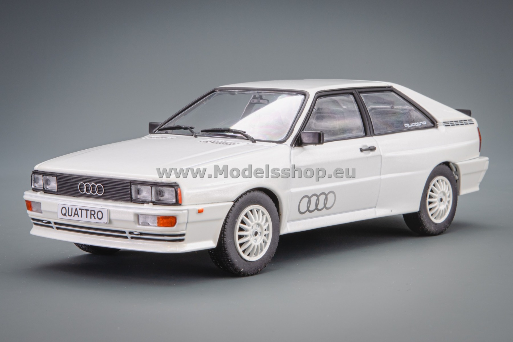 WhiteBox WB124247 Audi Quattro, 1981 /white/
