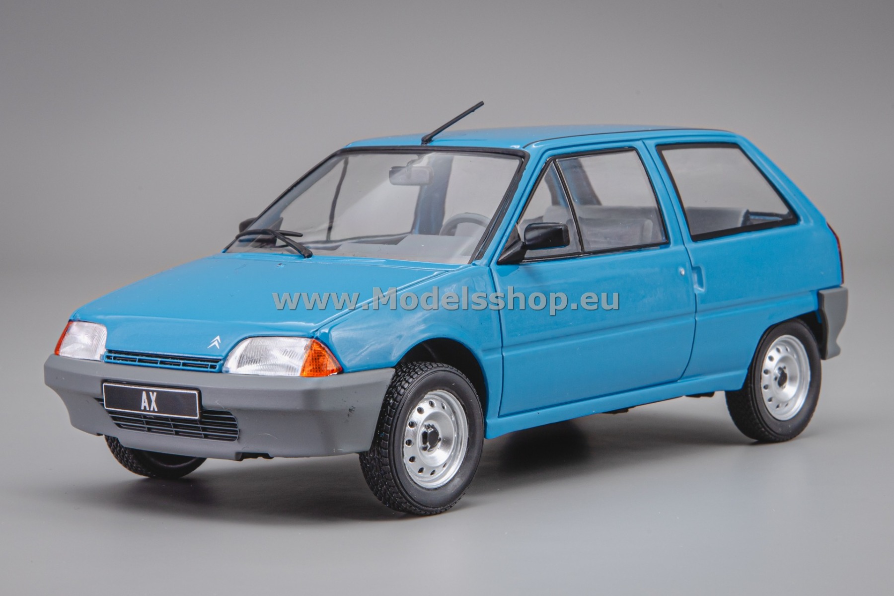 WhiteBox WB124256 Citroen AX, 1986 /blue/