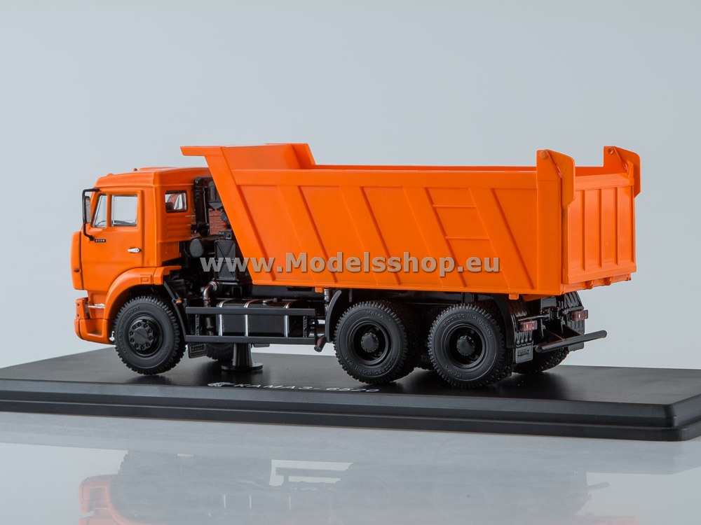 KAMAZ-6520 6×4 dump truck /orange/