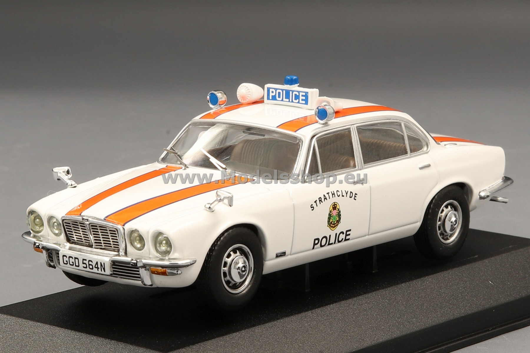 Jaguar XJ6 Series 2 4.2, RHD, Strathclyde Police, 1975, police (GB)