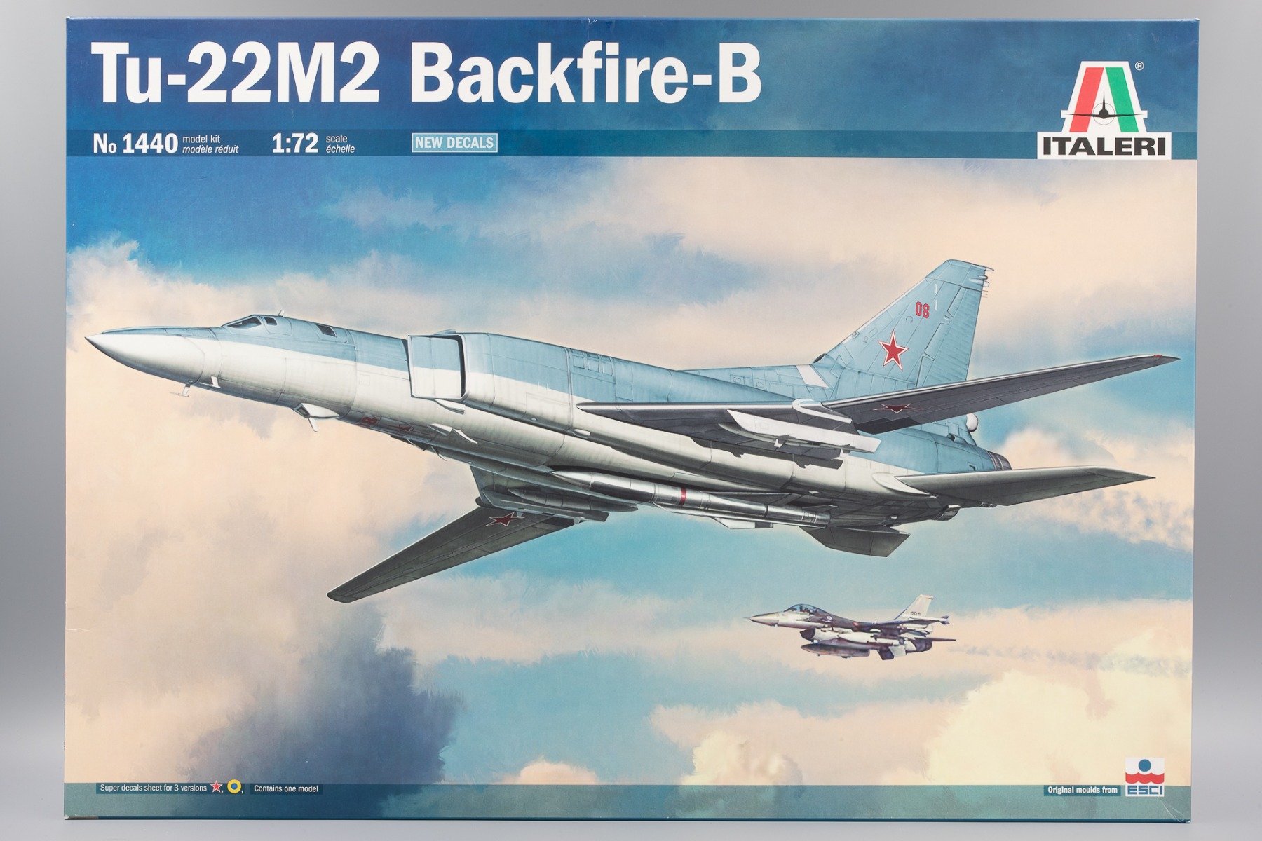 Italeri IT1440 Tu-22M2 Backfire-B, model kit