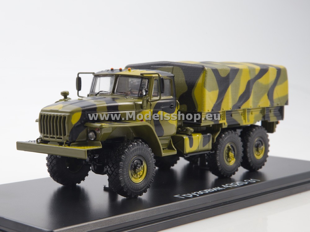 SSM1471 URAL-4320-31 flatbed with tent /camouflage/