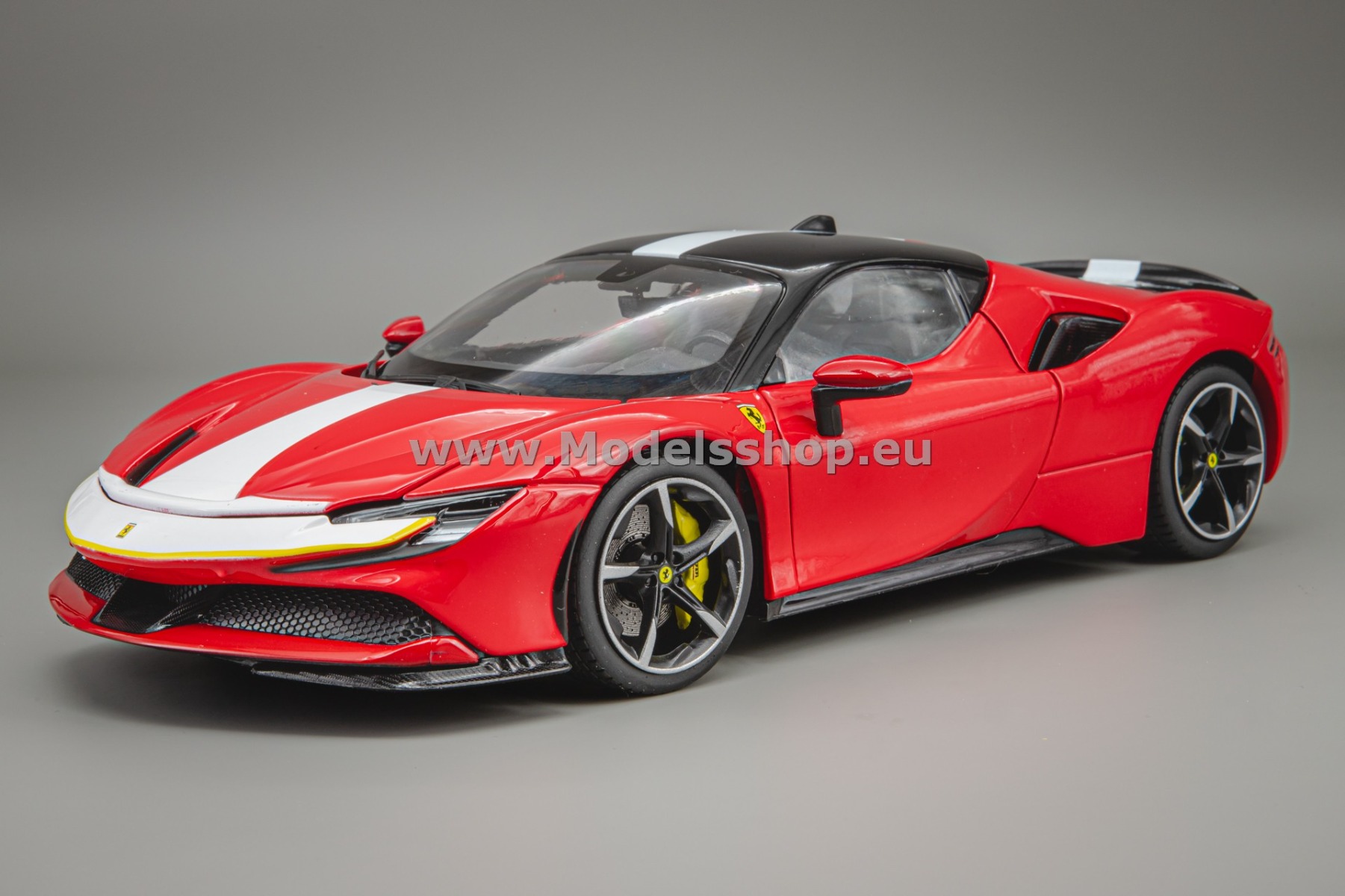 Bburago Ferrari SF90 Stradale, 2021 /red - decorated/ 18-16911