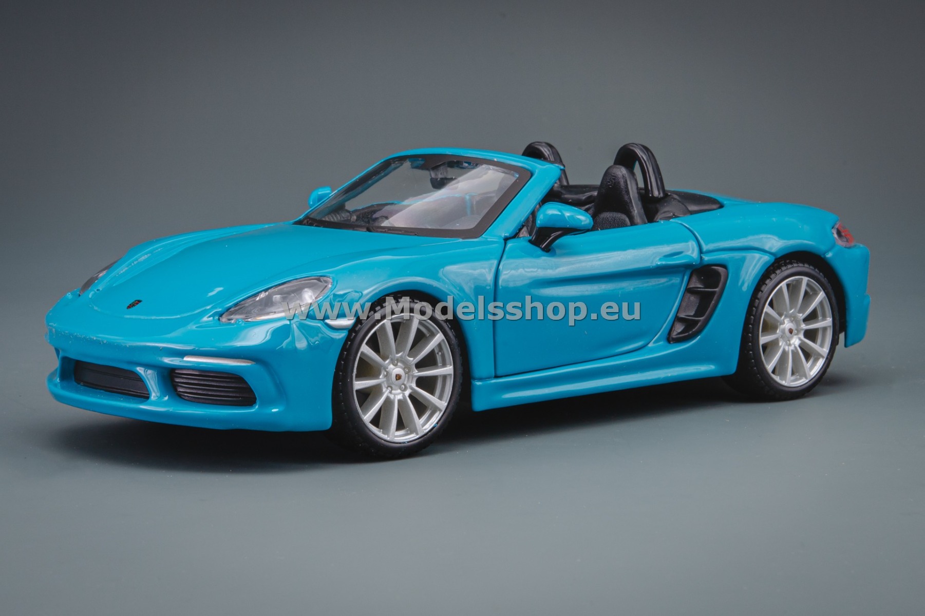 Bburago Porsche 718 Boxster Cabriolet /light blue/
