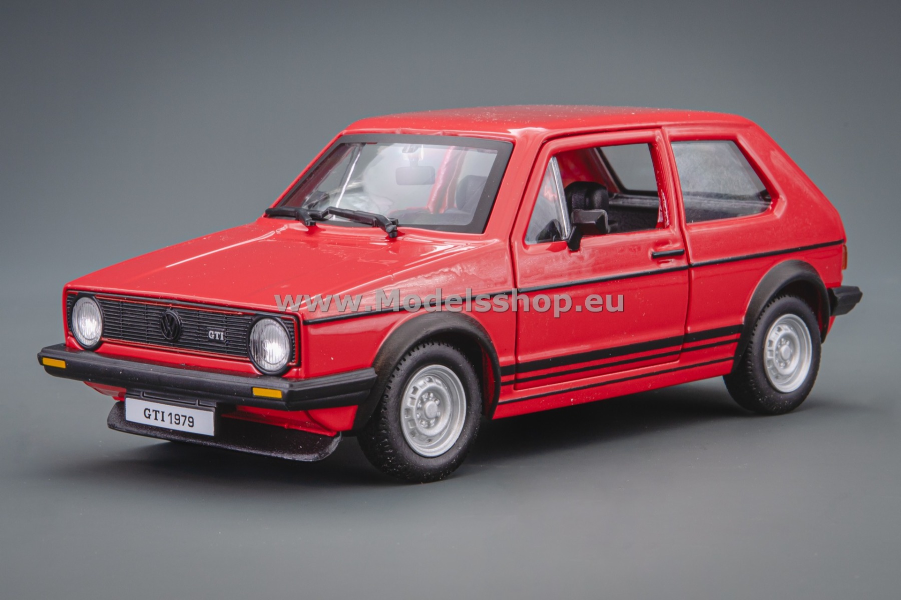 Bburago Volkswagen / VW Golf MKI GTI, 1979 /red/
