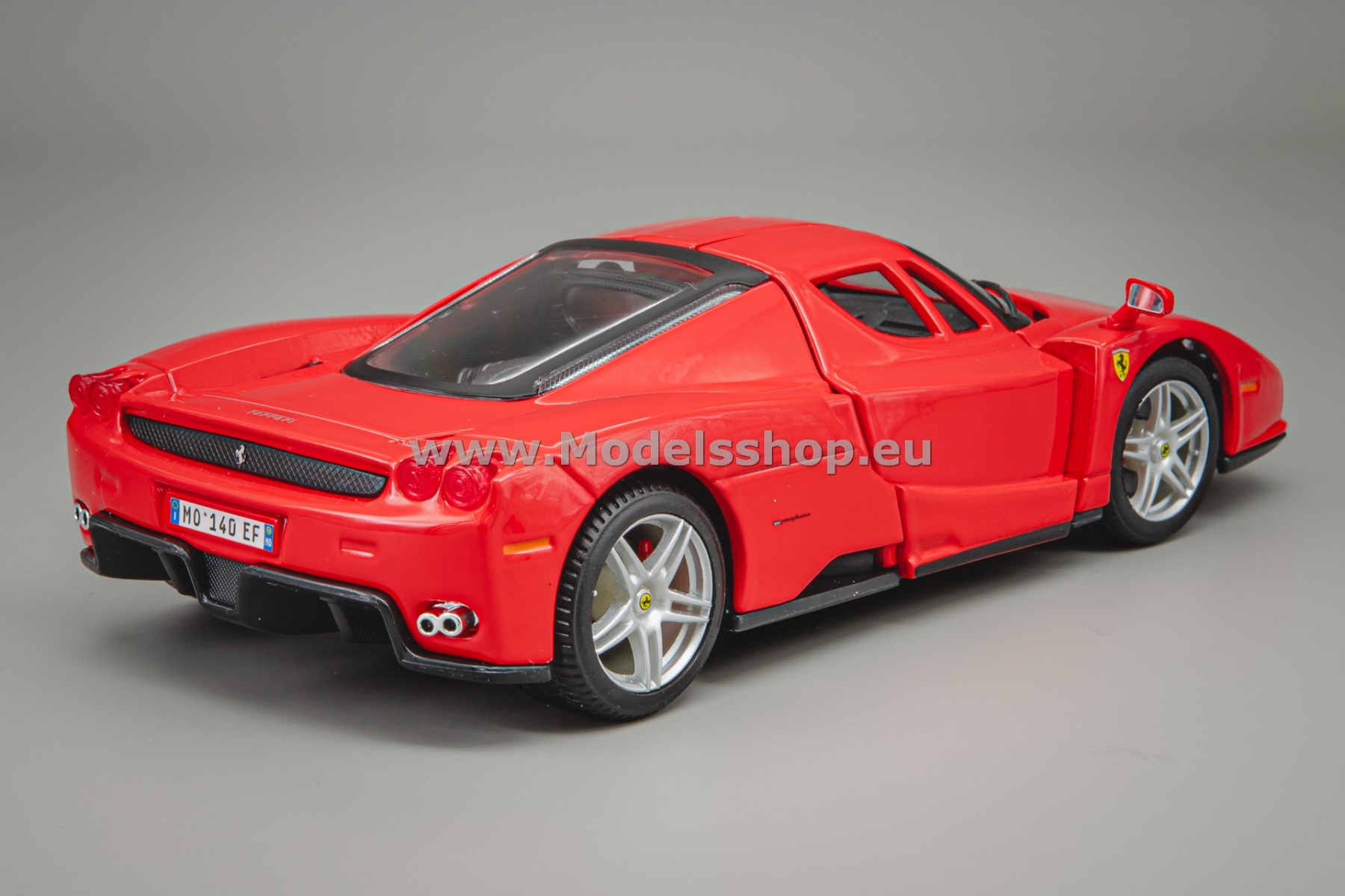 Bburago Ferrari Enzo /red/ 18-26006