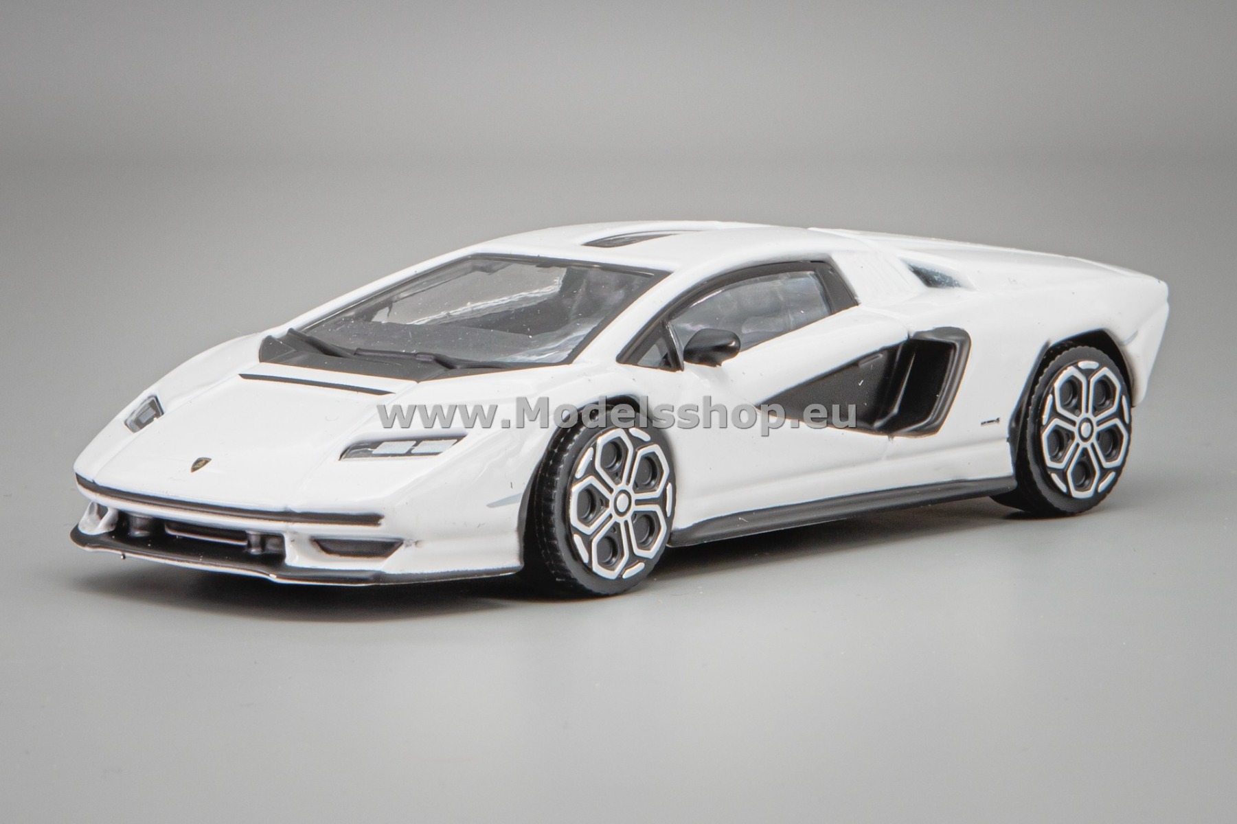 Bburago Lamborghini Countach LPI 800-4, 2021 /white/ 18-30459