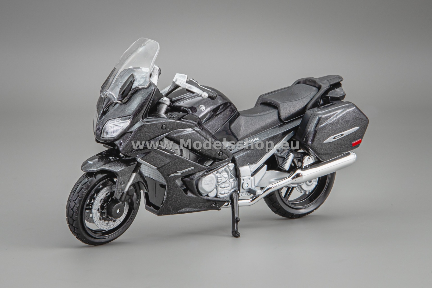 Bburago Yamaha FJR1300 AS, 2018 /black/ 18-51085