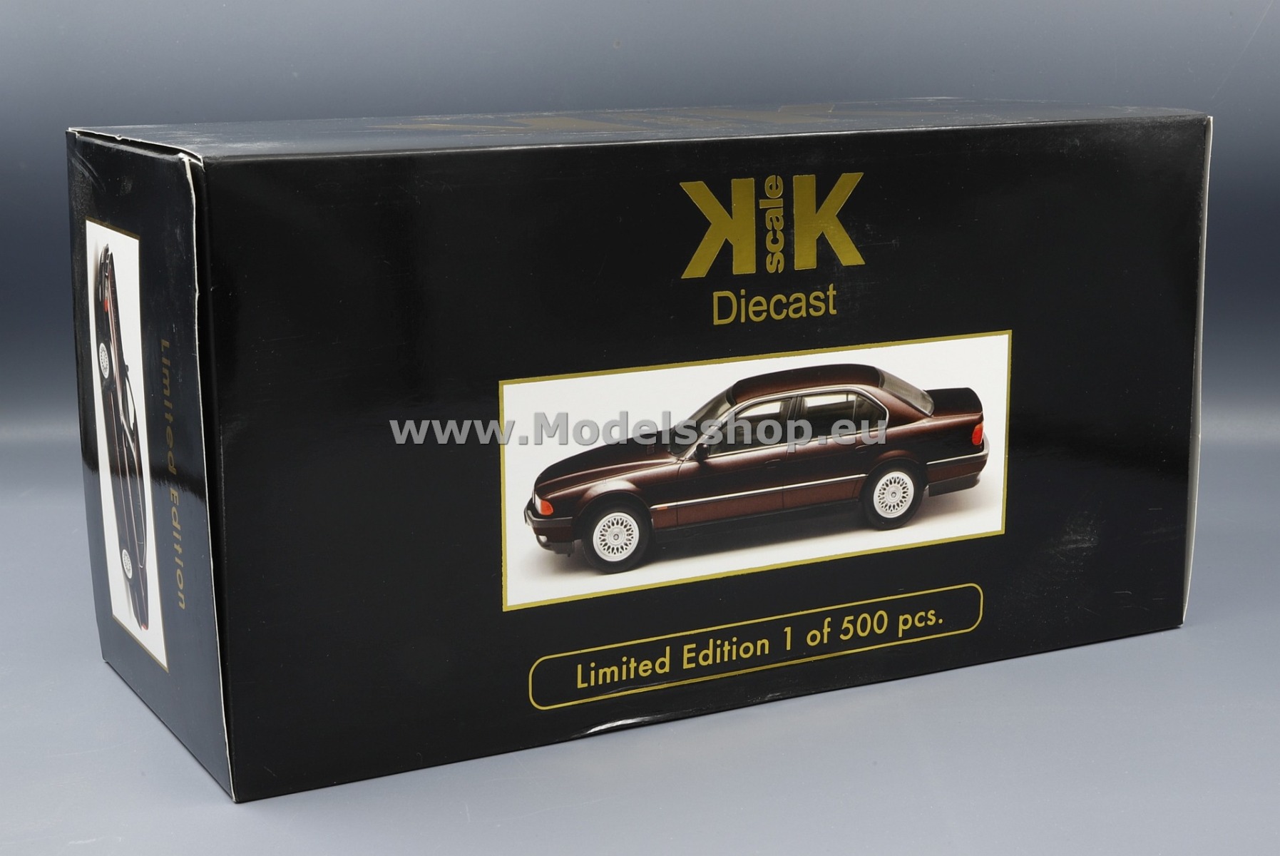 BMW 740i E38 1.series, 1994 /dark red - metallic/