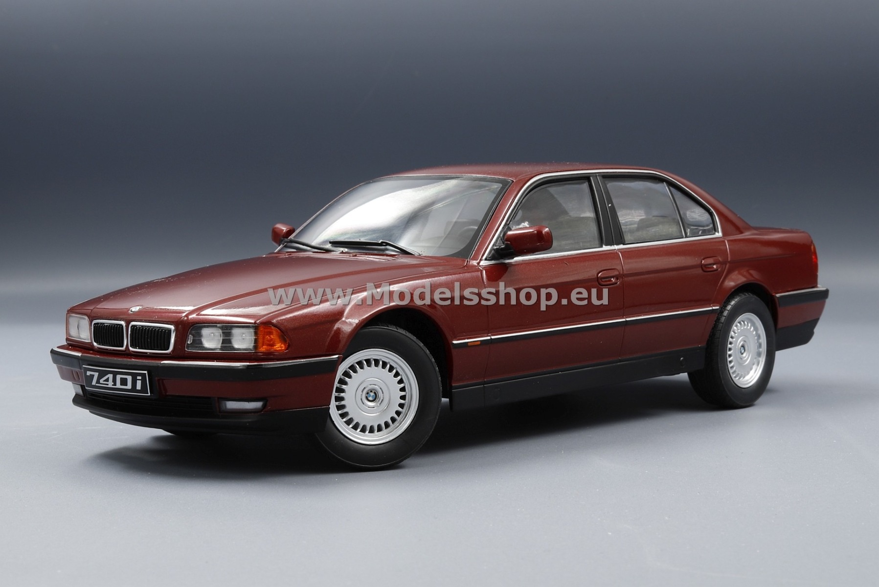 BMW 740i E38 1.series, 1994 /dark red - metallic/