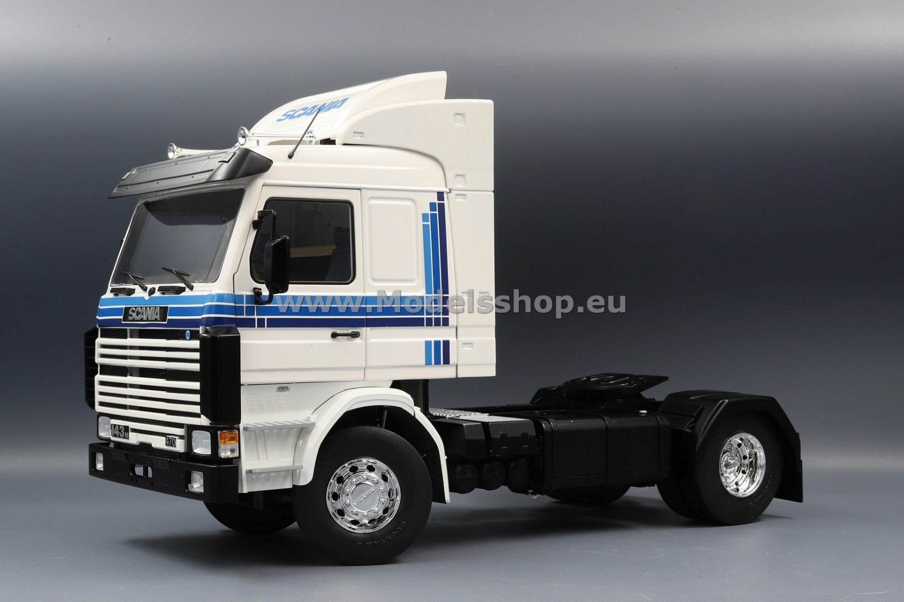Scania 143 Topline tractor truck 1987 /white-blue/