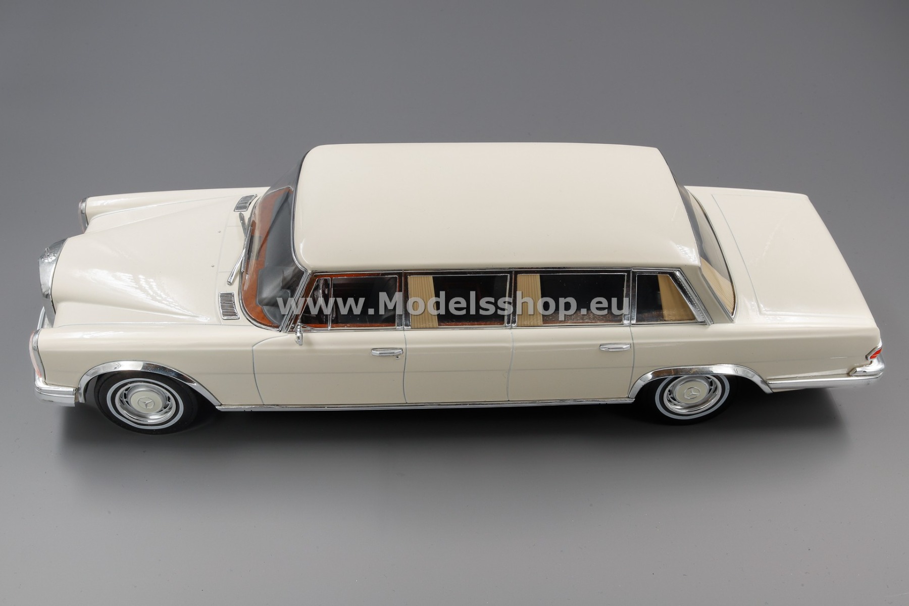 MCG 18188 Mercedes-Benz 600 (W100) Pullman, 1969 /white/