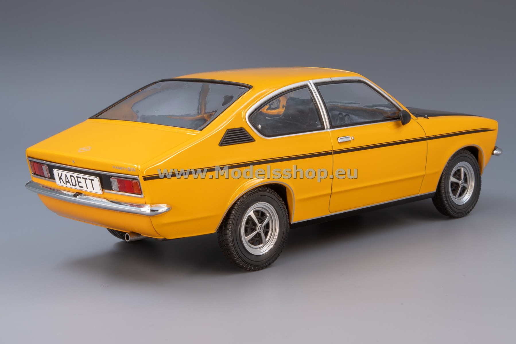 MCG 18191 Opel Kadett C Coupe SR, 1975 /dark yellow - black/