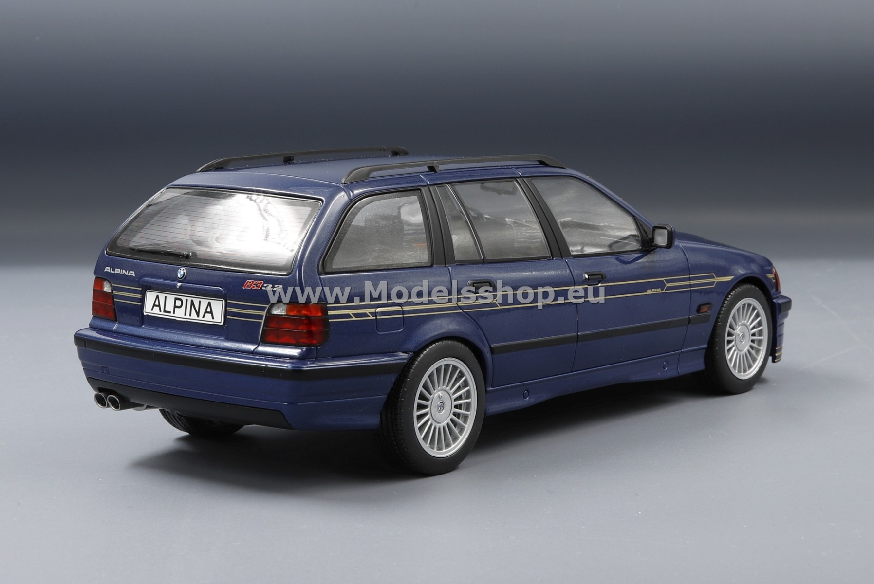 MCG Modelcar Group 1/18 BMW Alpina B3 (E36) 3.2 Touring