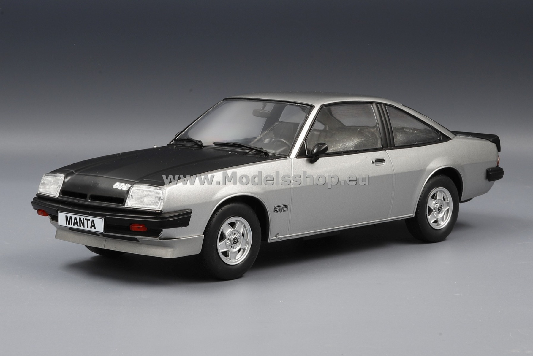 MCG 18258 Opel Manta B GT/E, 1980 /silver - black/