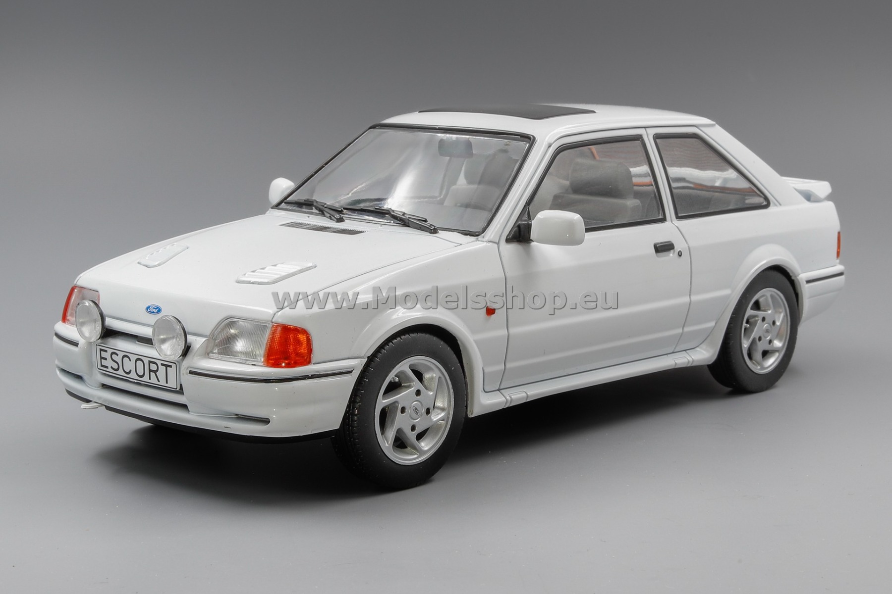 MCG 18271 Ford Escort MK IV RS Turbo S2, 1990 /white/