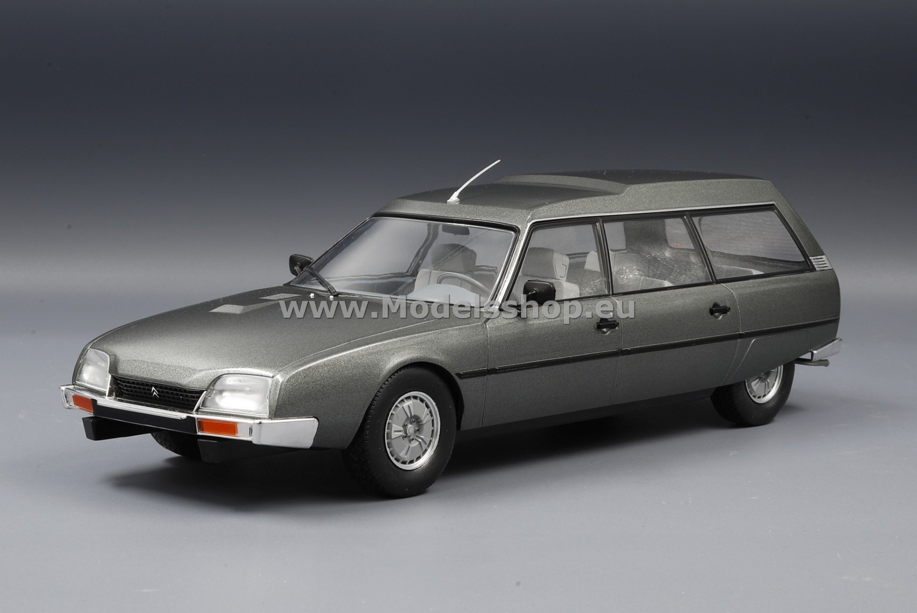 MCG 18292 Citroen CX Break, 1976 /blue-metallic/