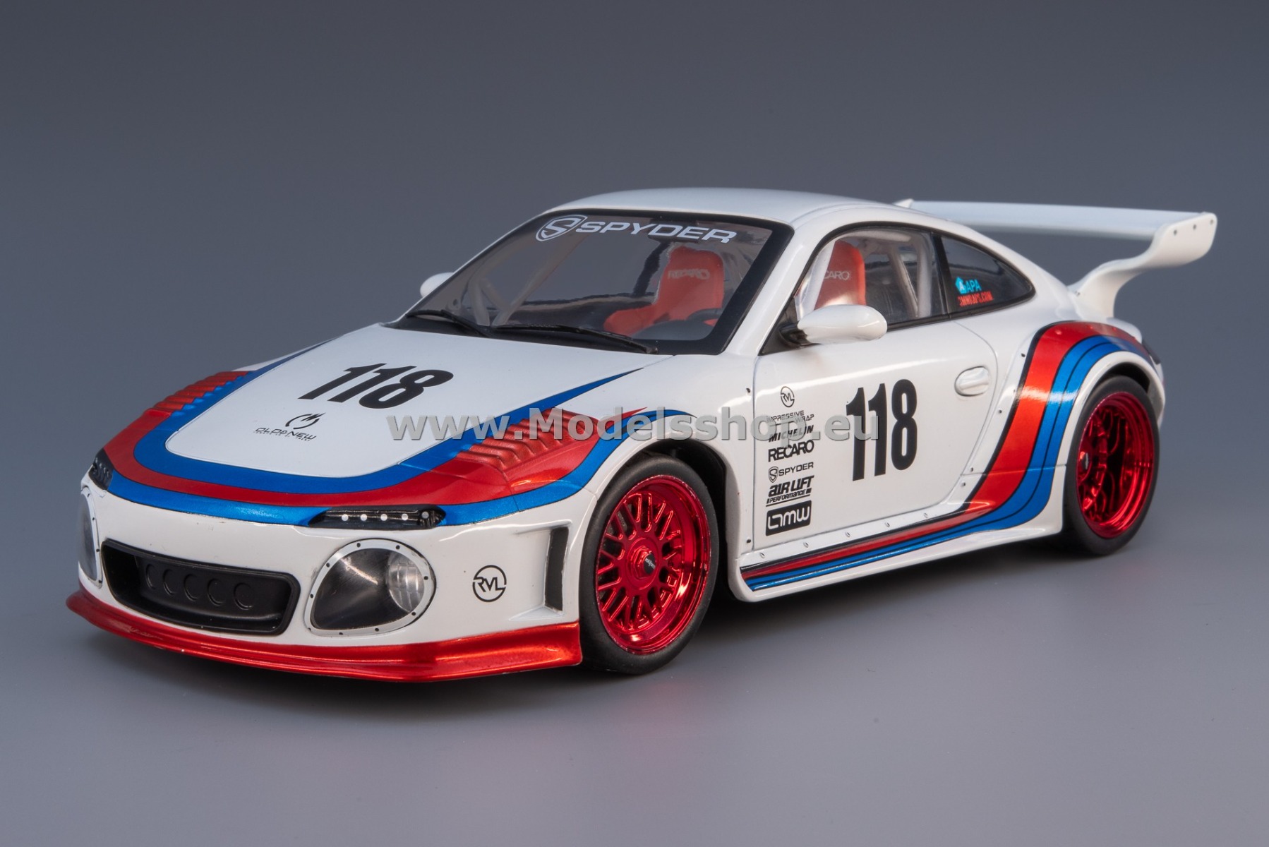 MCG 18328 Porsche 911 (997) RWB Old & New, 2020 /white - decorated/