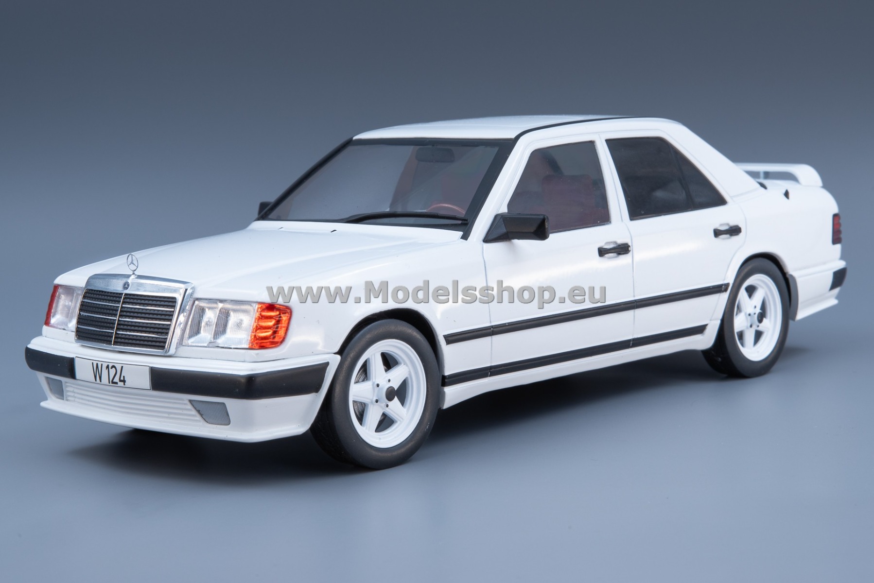 MCG 18343 Mercedes-Benz W124 Tuning, 1986 /white/