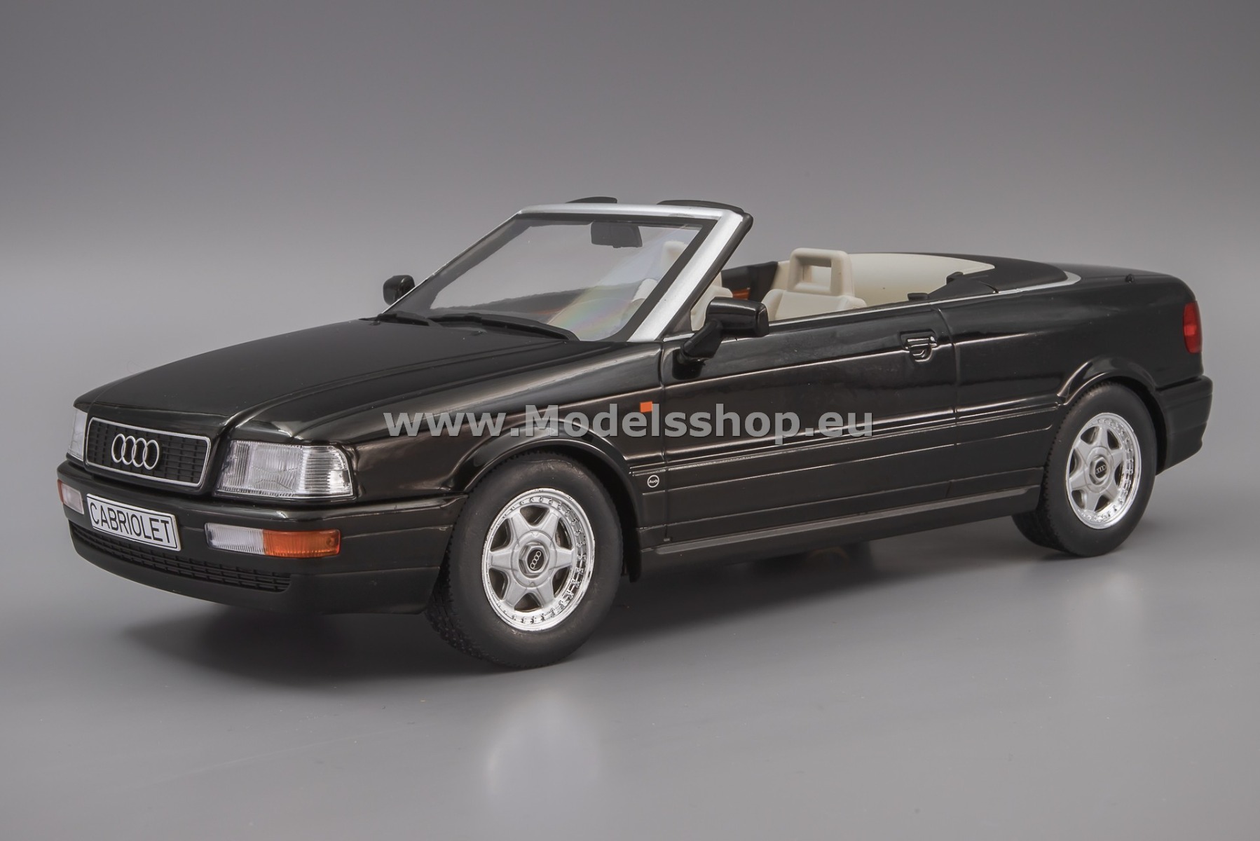 MCG18372 Audi 80 Cabriolet, 1991 /black/